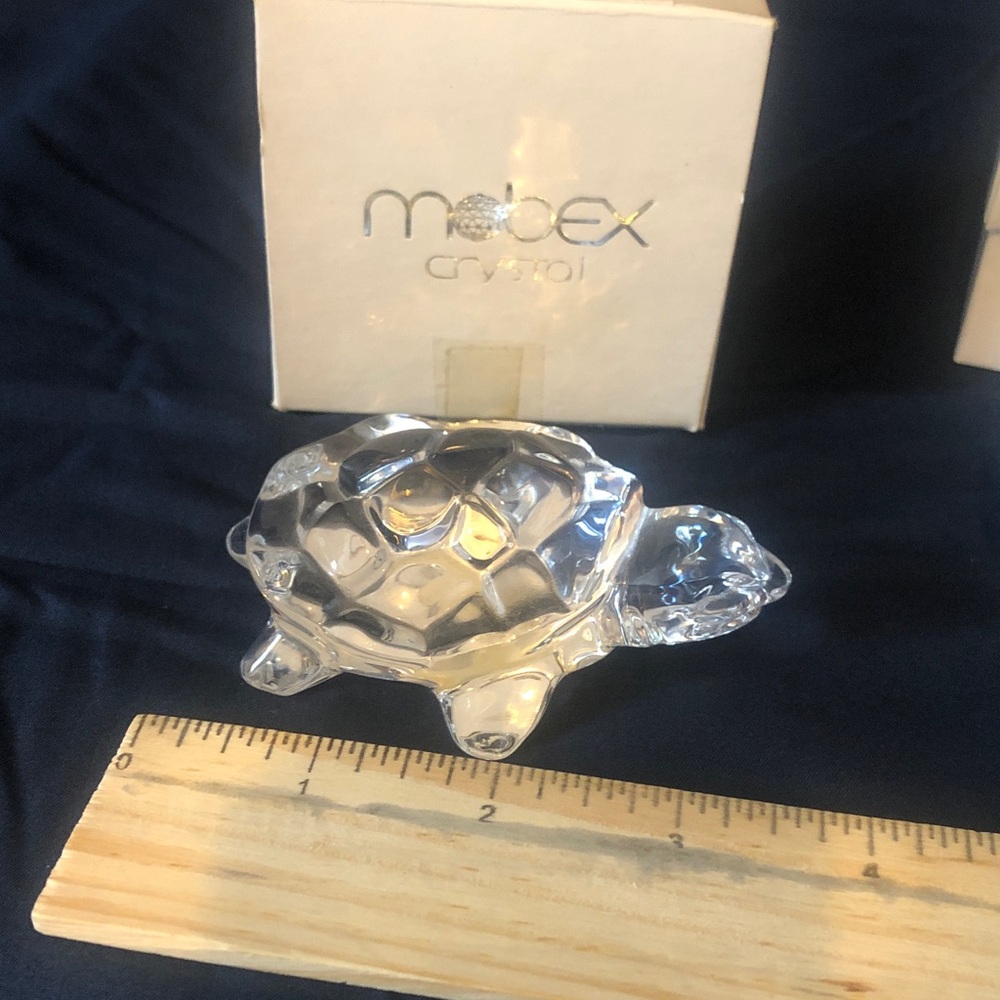 Lead crystal 4” Turtle, 2” apple & 4.5” Bear all in excellent condition - Picture 4 of 15